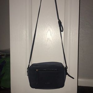 Dark blue lily & ivy purse